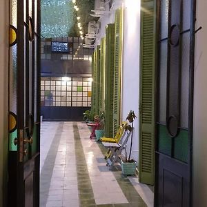 Dormitory Room Mixed
